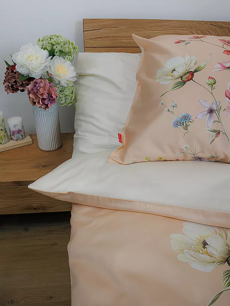 FLEURESSE | Biancheria da letto in raso BED ART 70x90cm/140x200cm Pesca |