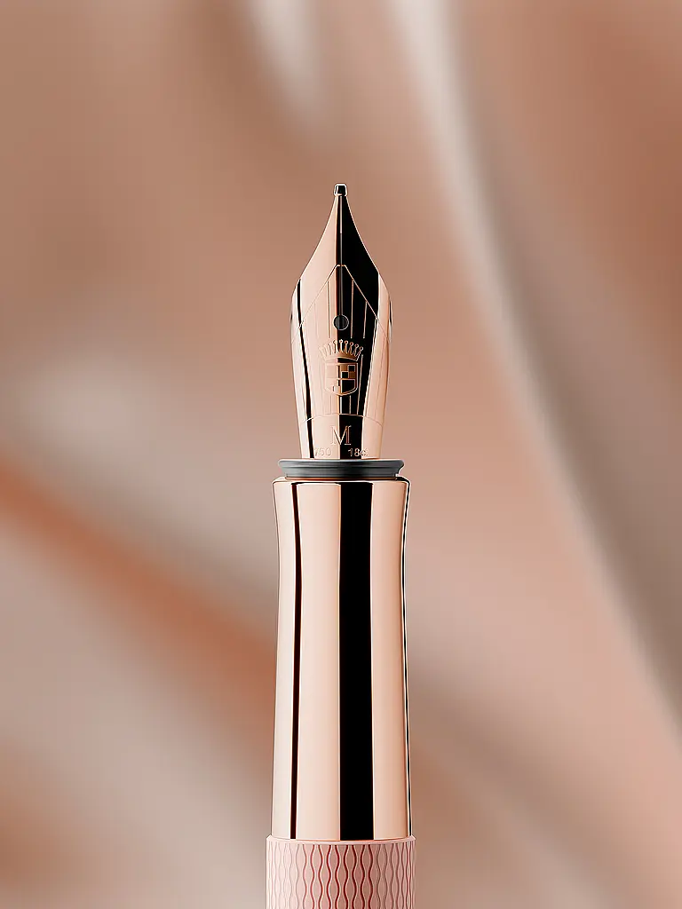 GRAF VON FABER-CASTELL | Penna stilografica Guilloche Rose Blush M | 