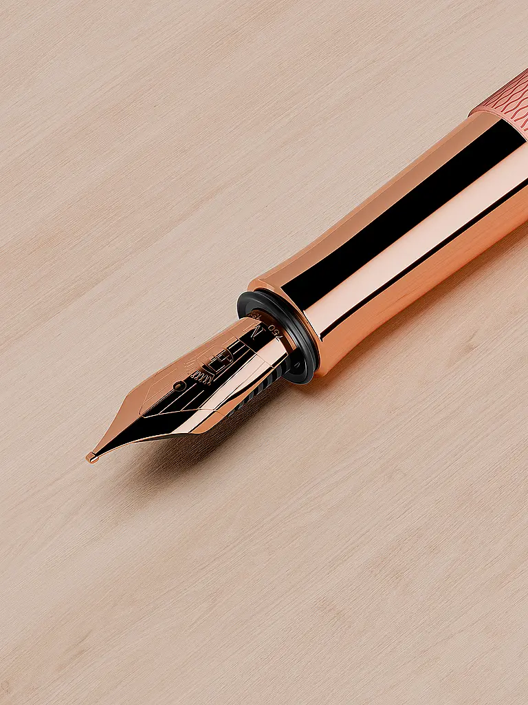 GRAF VON FABER-CASTELL | Penna stilografica Guilloche Rose Blush M | 
