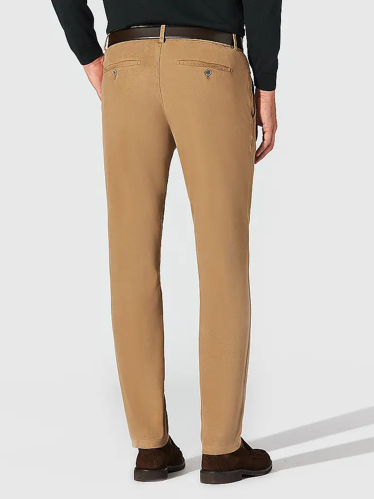 HILTL | Chino TRENTO PEACH  | Cammello
