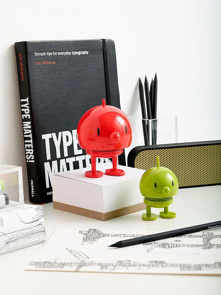 HOPTIMIST | Figura decorativa Classic Bumble 10,5 cm Red | Rosso