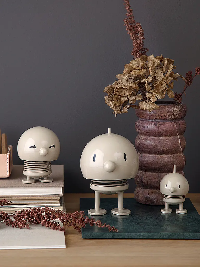 HOPTIMIST | Figura decorativa Classic Bumble 7,6 cm Latte | Cammello