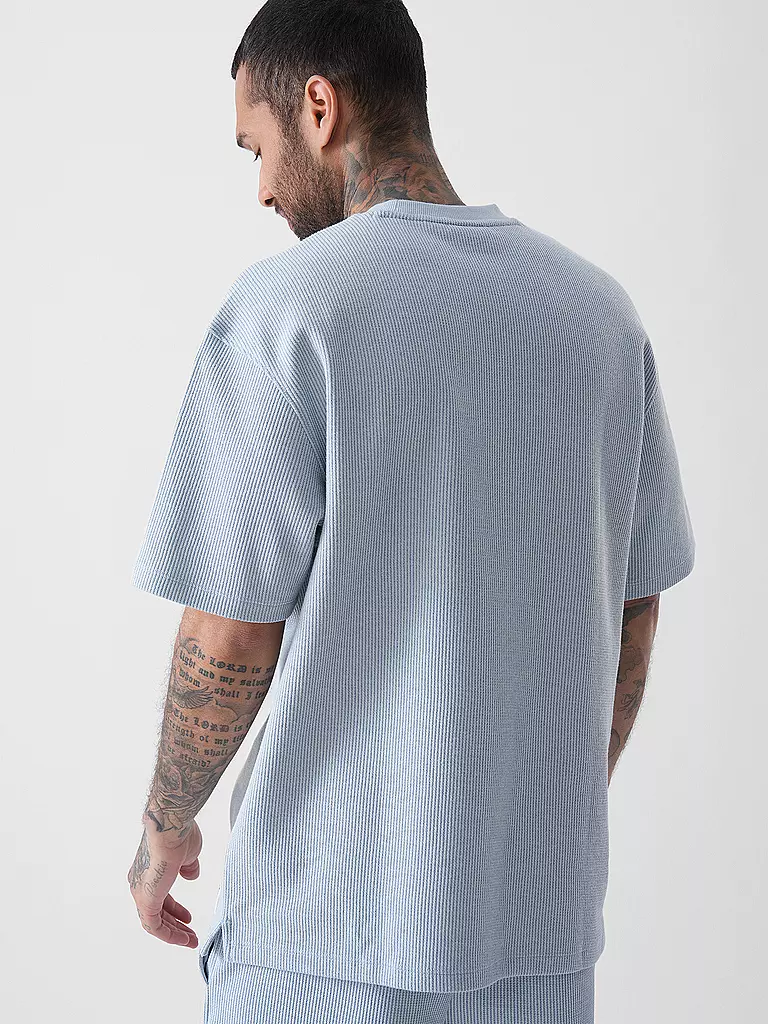 HUGO | T-shirt NUWAFFLE | Blu chiaro