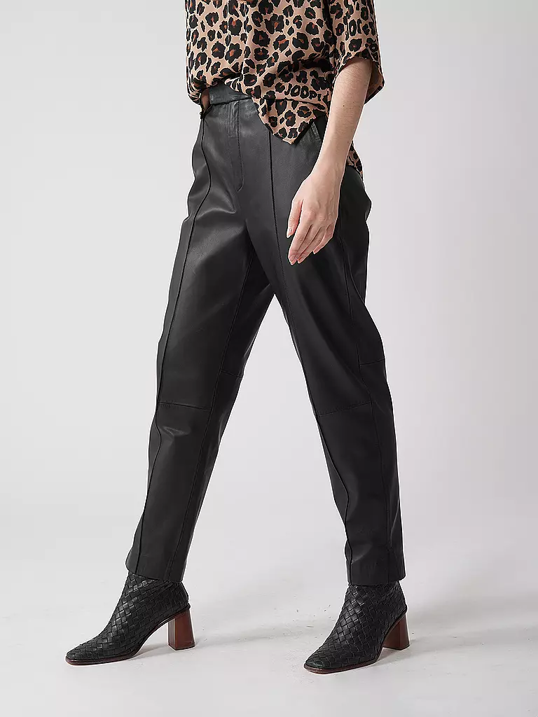 IN WEAR | Lederhose KAMAIW | Nero