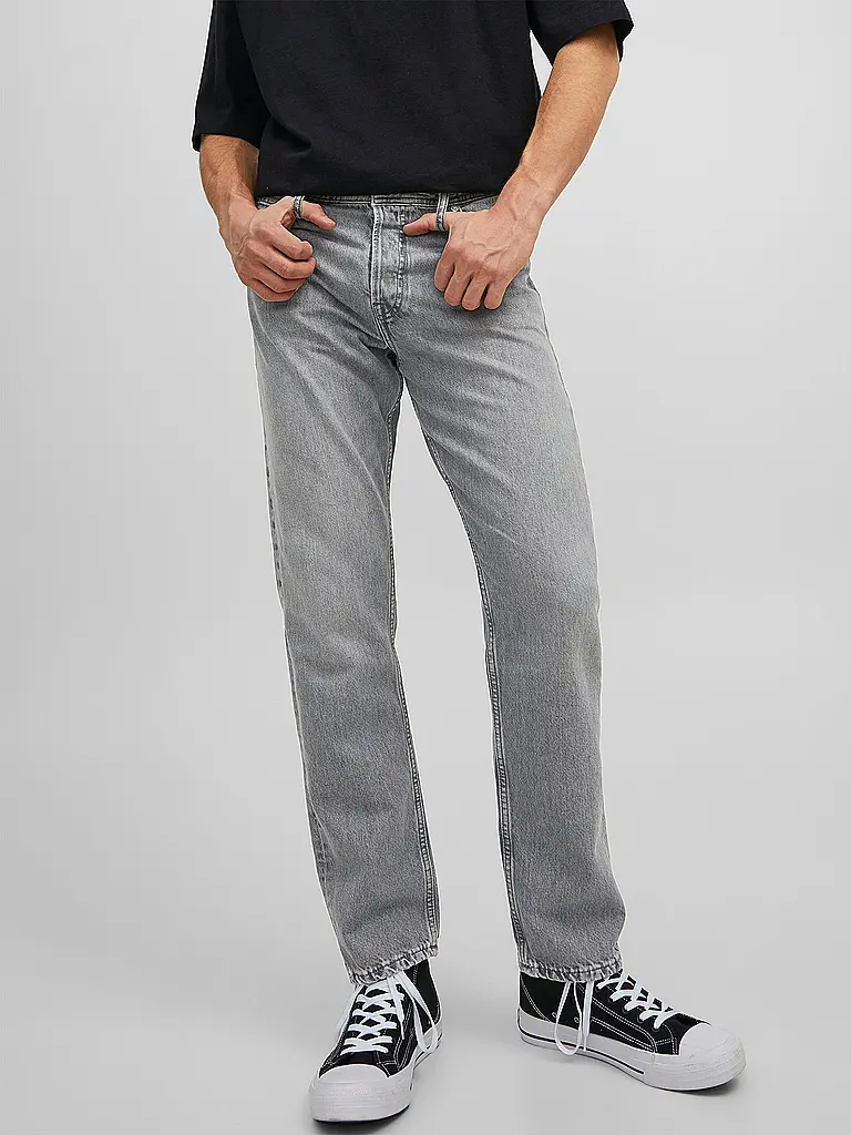 JACK & JONES | Jeans Baggy Fit JJICHRIS JJORIGINAL
Marke: JACK & JONES
Farbe: grau
Kategorien: Mode,Herren

Material: Denim,Baumwolle
Musterung: Unifarben
Länge (Hosen/Jeans): Normale Länge
Bundhöhe: Mid Waist
Details: Eingrifftaschen,Used-Effekt | Grigio