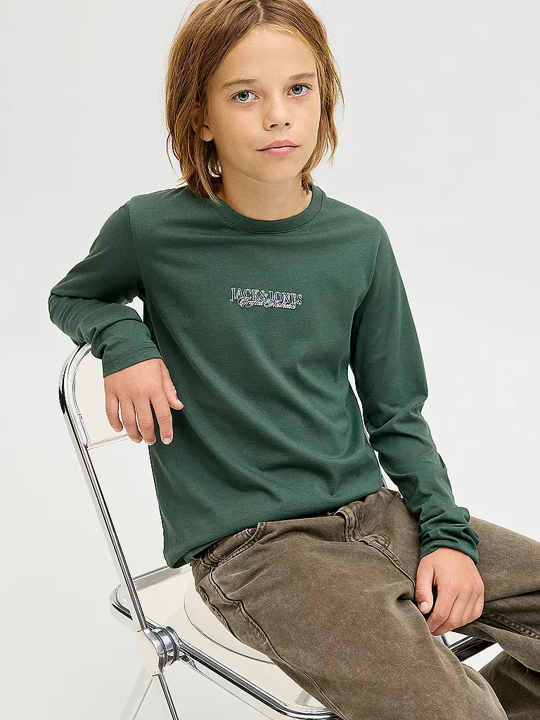 JACK & JONES | Jungen Langarmshirt JORBLEECKER
Marke: JACK & JONES
Farbe: dunkelgrün
Kategorien: Moda,Bambini,Ragazzi
Ärmellänge: Manica lunga
Ausschnitt: Girocollo
Material: Jersey,Baumwolle
Musterung: Tinta unita
Passform (Oberbekleidung): Regular
Stil: Young Fash |
