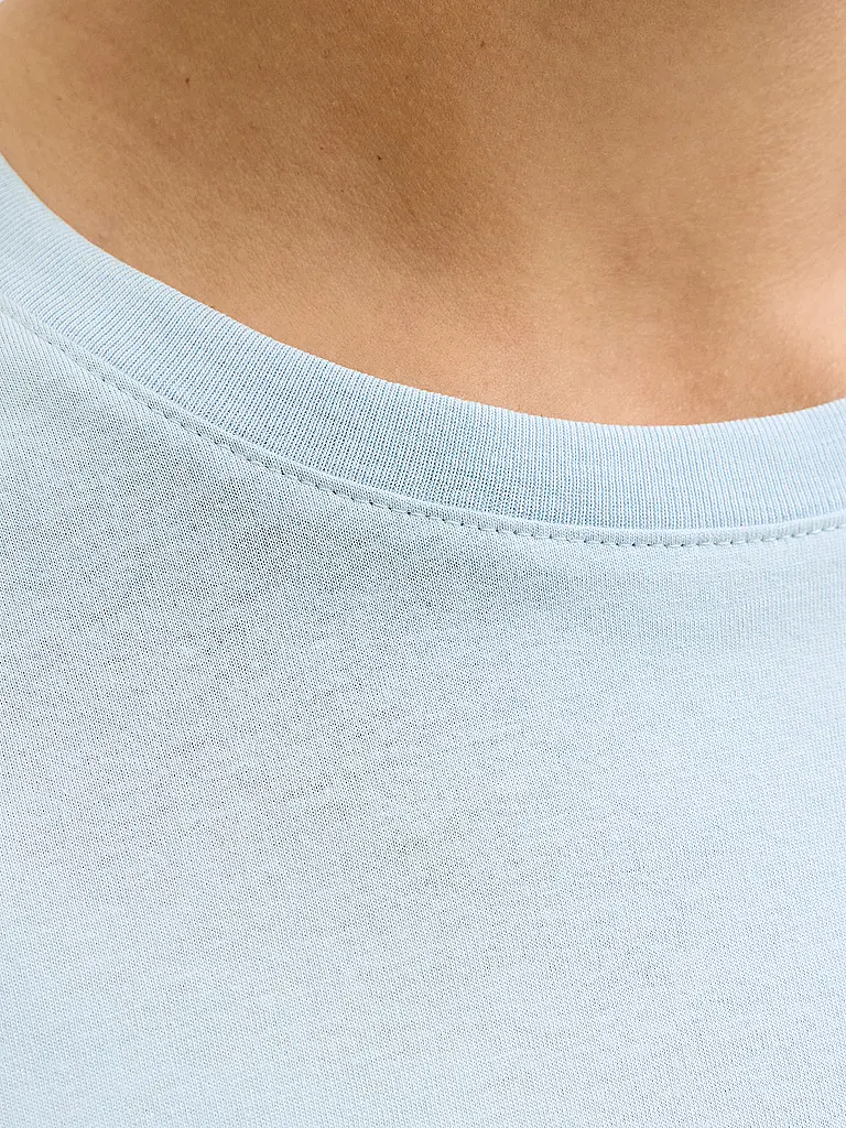 JACK & JONES | Nome prodotto: T-Shirt JJEORGANIC
Marca: JACK & JONES
Colore: azzurro
Categorie: Moda, Uomo

Lunghezza manica: Manica corta
Scollo: Girocollo
Materiale: Cotone
Motivo: Tinta unita
Vestibilità (capispalla): Regular | Blu chiaro