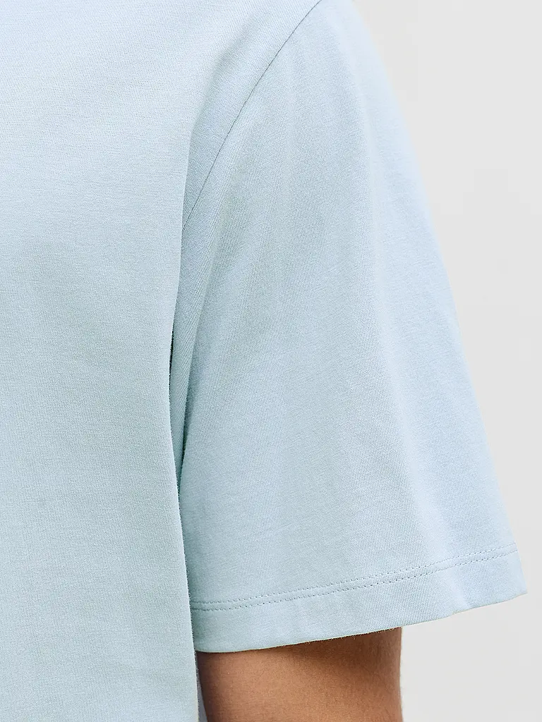 JACK & JONES | Nome prodotto: T-Shirt JJEORGANIC
Marca: JACK & JONES
Colore: azzurro
Categorie: Moda, Uomo

Lunghezza manica: Manica corta
Scollo: Girocollo
Materiale: Cotone
Motivo: Tinta unita
Vestibilità (capispalla): Regular | Blu chiaro