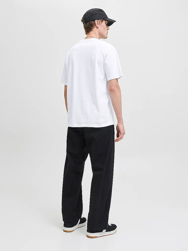 JACK & JONES | Nome prodotto: T-Shirt JJESOHO
Marca: JACK & JONES
Colore: bianco
Categorie: Moda, Uomo

Lunghezza manica: Manica corta
Scollo: Girocollo
Materiale: Cotone
Motivo: Tinta unita
Vestibilità (capispalla): Regular
Dettagli: Logo | Bianco