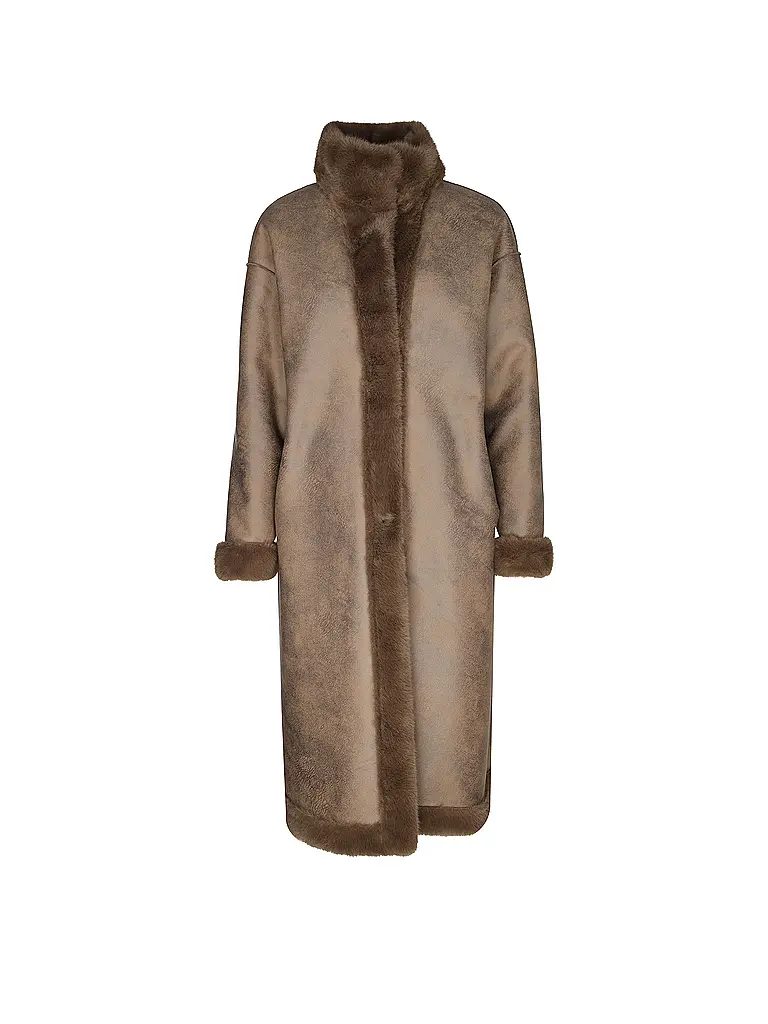 JOOP | Nome prodotto: Cappotto in pelliccia sintetica CIM
Marca: JOOP
Colore: marrone
Categorie: Moda, Donna

Lunghezza manica: Manica lunga
Materiale: Pelliccia sintetica, Poliestere / Poliammide
Tipo di collo: Collo alto
Motivo: Tinta unita
Vestibilità (capis | 