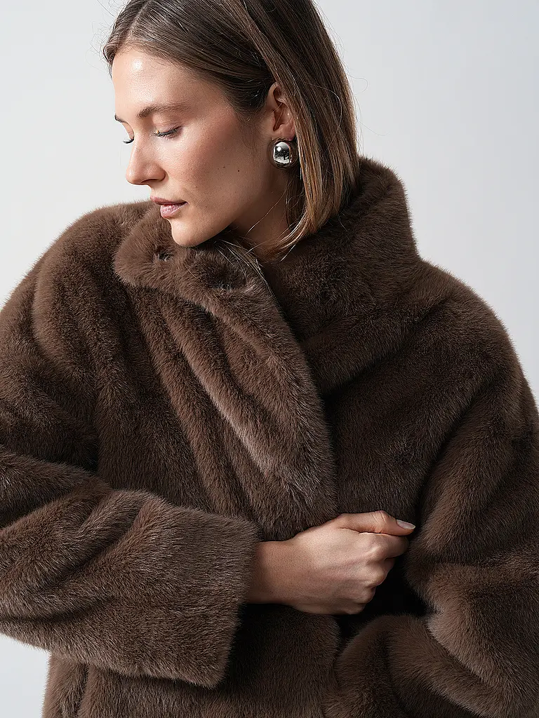 JOOP | Nome prodotto: Cappotto in pelliccia sintetica CIM | Marrone