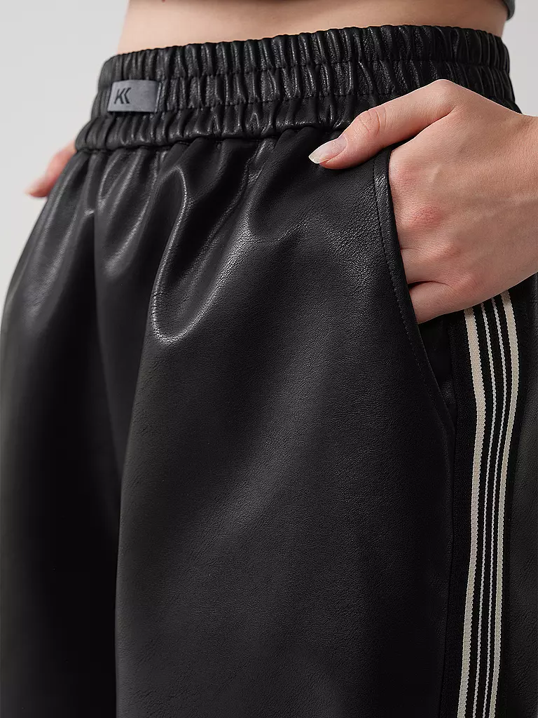 KARO KAUER | Shorts in similpelle | 