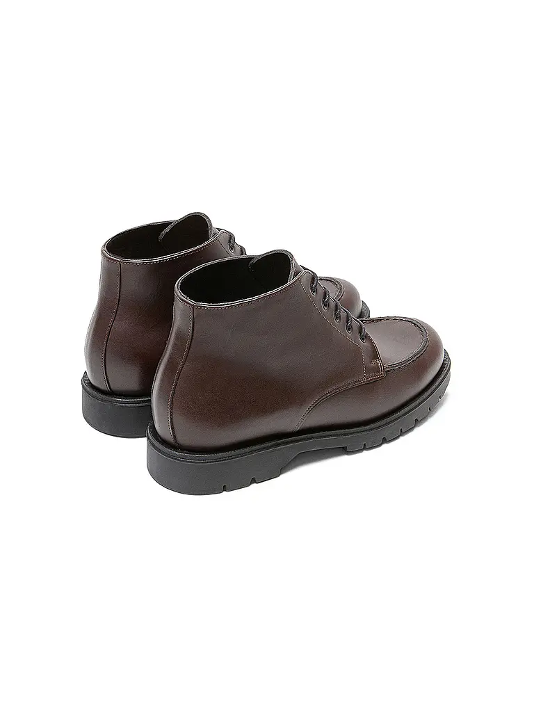 KLEMAN | Schnürboots OXAL KP
Marke: KLEMAN
Farbe: braun
Kategorien: Moda, Uomo
Materiale: Pelle
Motivo: Tinta unita
Altezza del tacco: Tacco basso |