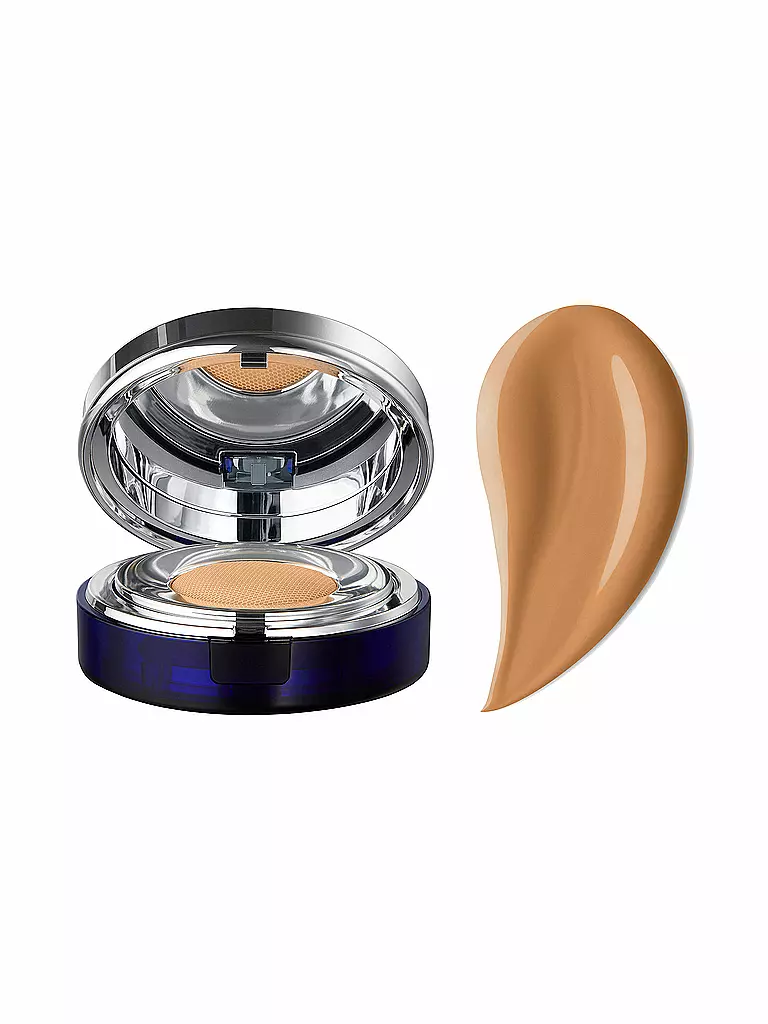 LA PRAIRIE | Skin Caviar Essence in Foundation SPF25 (61 Almond Beige) | Beige