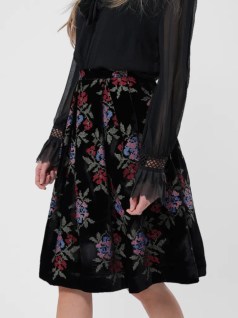 LENA HOSCHEK | Midi gonna REBEL | 