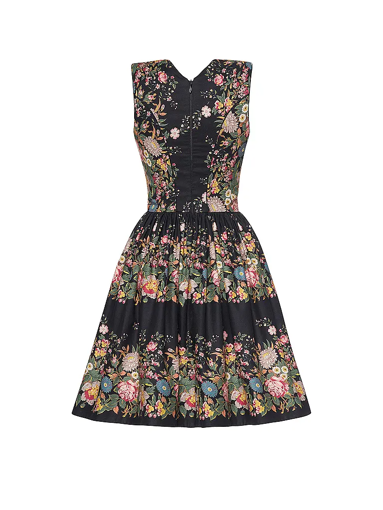 LENA HOSCHEK | Minidress ELENI
Marke: LENA HOSCHEK
Farbe: schwarz
Kategorien: Moda,Donna
Lunghezza manica: Senza maniche
Scollatura: Scollo a V,Scollo sulla schiena
Materiale: Cotone
Motivo: A fiori
Vestibilità (capispalla): Slim
Stile e occasione: Tempo libero
Stile: |