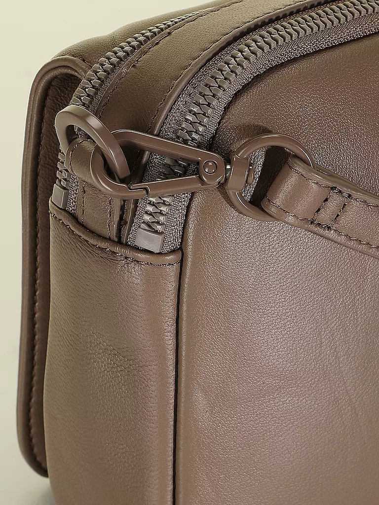 LES VISIONNAIRES | Ledertasche - Umhängetasche EMILY SILKY  | Cammello