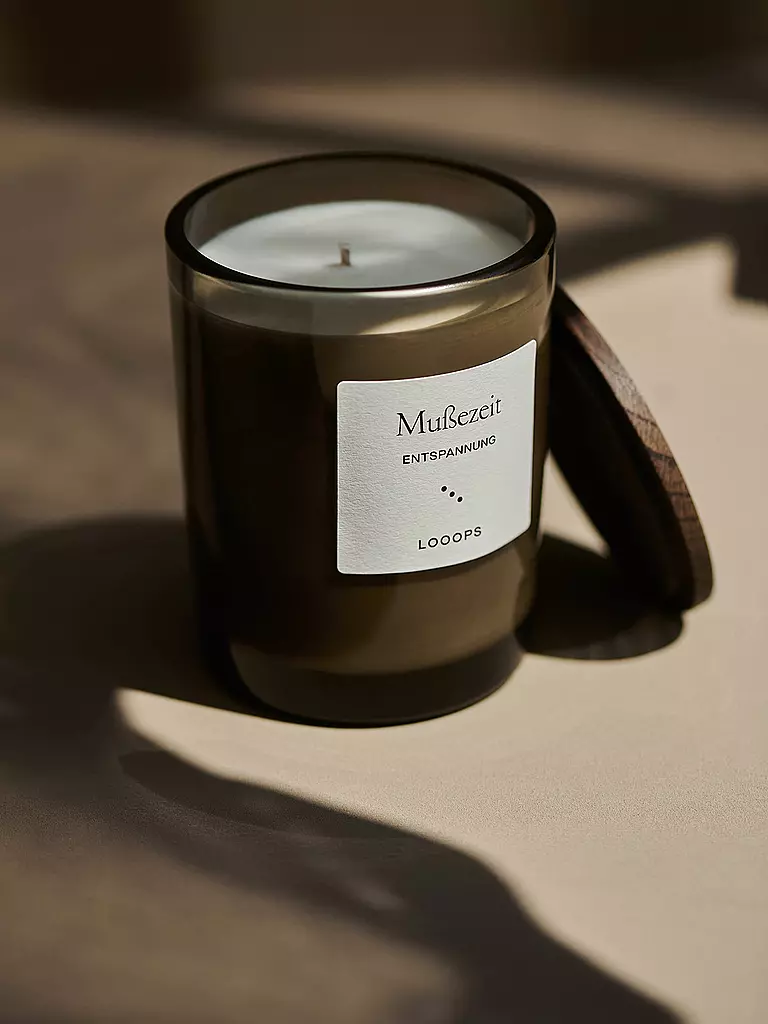 LOOOPS | Candela profumata 75g MUSSEZEIT | Verde scuro