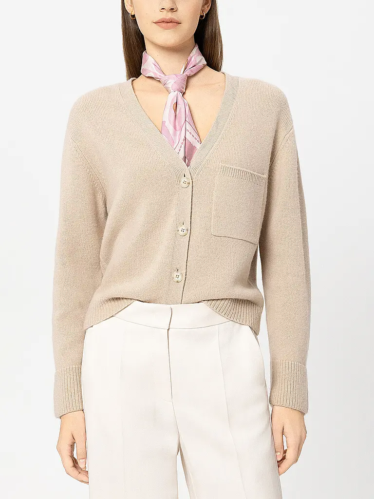 LUISA CERANO | Nome del prodotto: Fazzoletto di seta
Marca: LUISA CERANO
Colore: rosa
Categorie: Moda,Donna

Materiale: Seta
Motivo: Stampa
Stile: Pure | Rosa