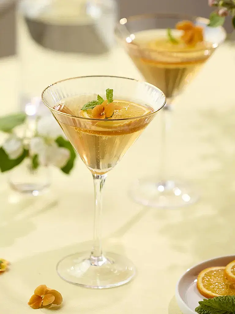 LYNGBY GLAS | Set di bicchieri da Martini 4 pz. con bordo dorato PALERMO 25cl | Trasparente