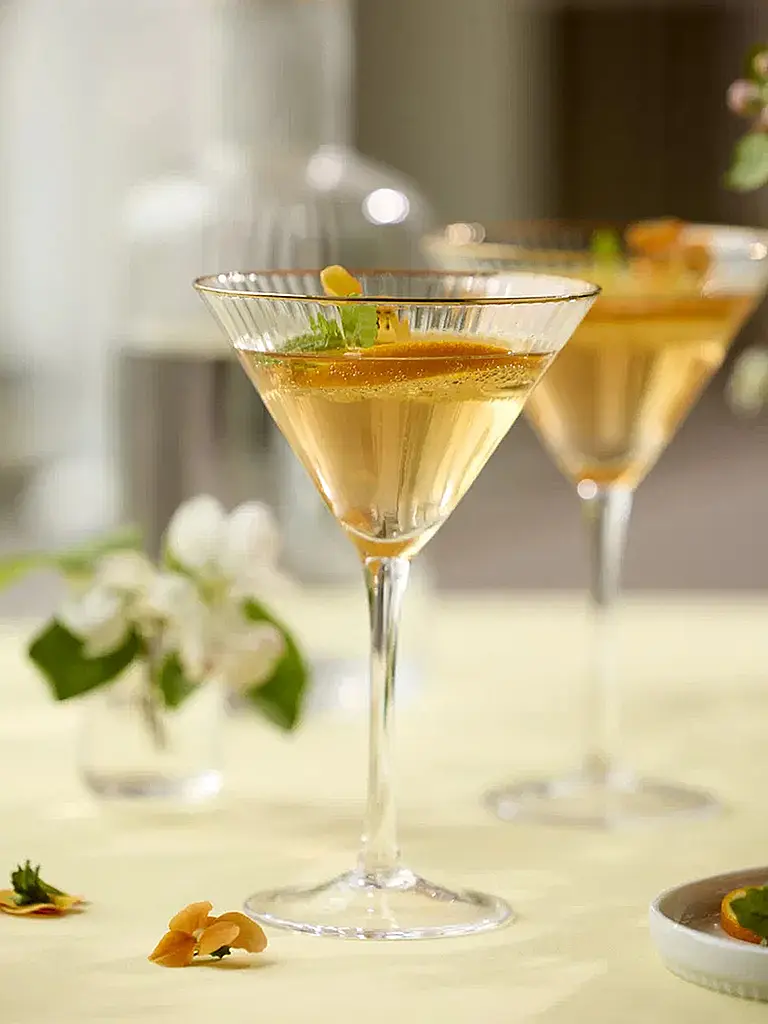 LYNGBY GLAS | Set di bicchieri da Martini 4 pz. con bordo dorato PALERMO 25cl | Trasparente