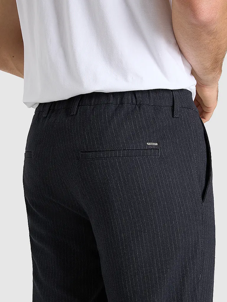 MAC | Chino DEAN | 
