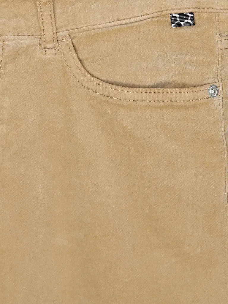 MARC CAIN | Nome del prodotto: Pantaloni SILEA
Marca: MARC CAIN
Colore: marrone chiaro
Categorie: Moda,Donna

Materiale: Cotone,Stretch
Motivo: Tinta unita
Lunghezza (Pantaloni/Jeans): Lunghezza normale
Stile: Glamour
Altezza vita: Vita media
Dettagli: Tasche lateral | 