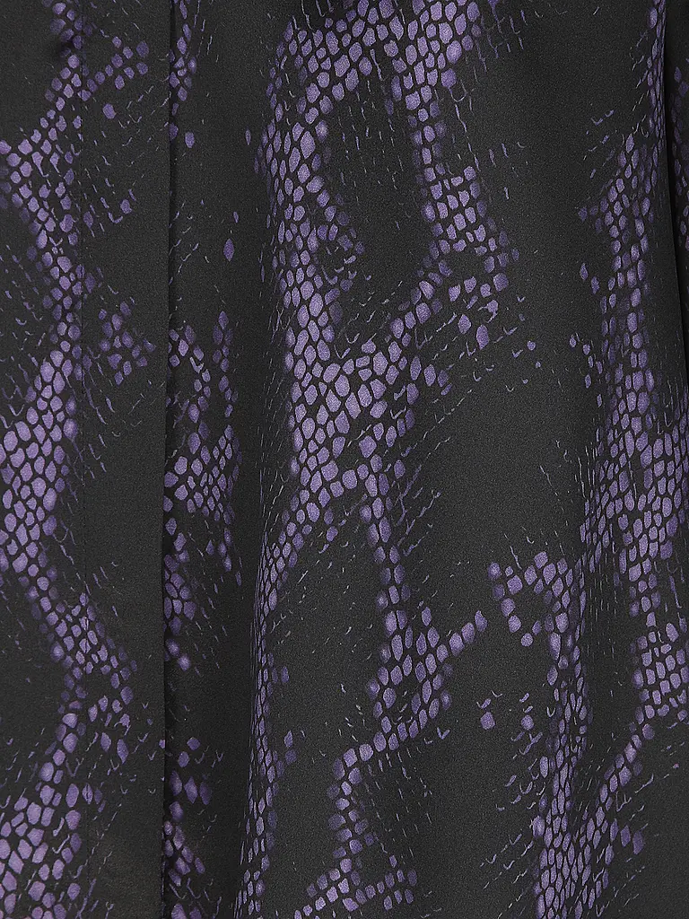 MARC CAIN | Nome prodotto: Blusa di seta
Marca: MARC CAIN
Colore: nero
Categorie: Moda, Donna

Lunghezza manica: Manica lunga
Materiale: Seta
Tipo di colletto: Collo a camicia
Motivo: Animalier
Vestibilità (capispalla): Ampia
Stile: Glamour | 