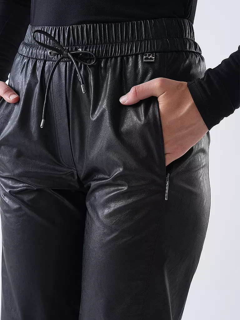 MARC CAIN | Pantaloni da jogging effetto pelle RANCHI | 
