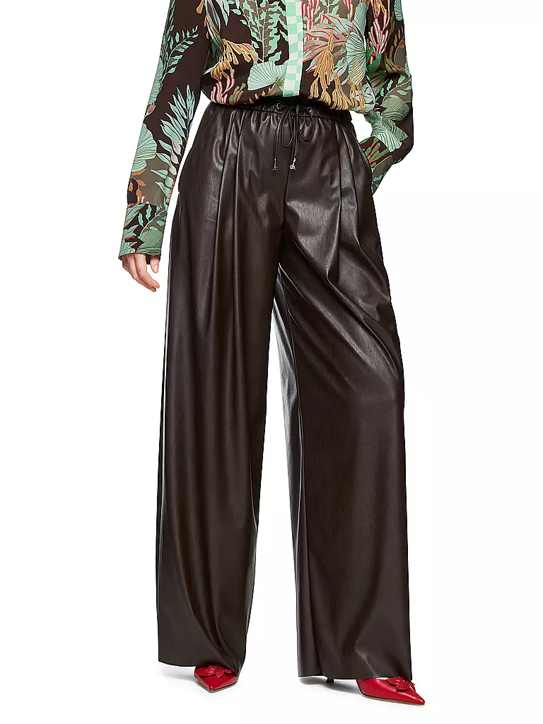 MARC CAIN | Pantaloni effetto pelle | 