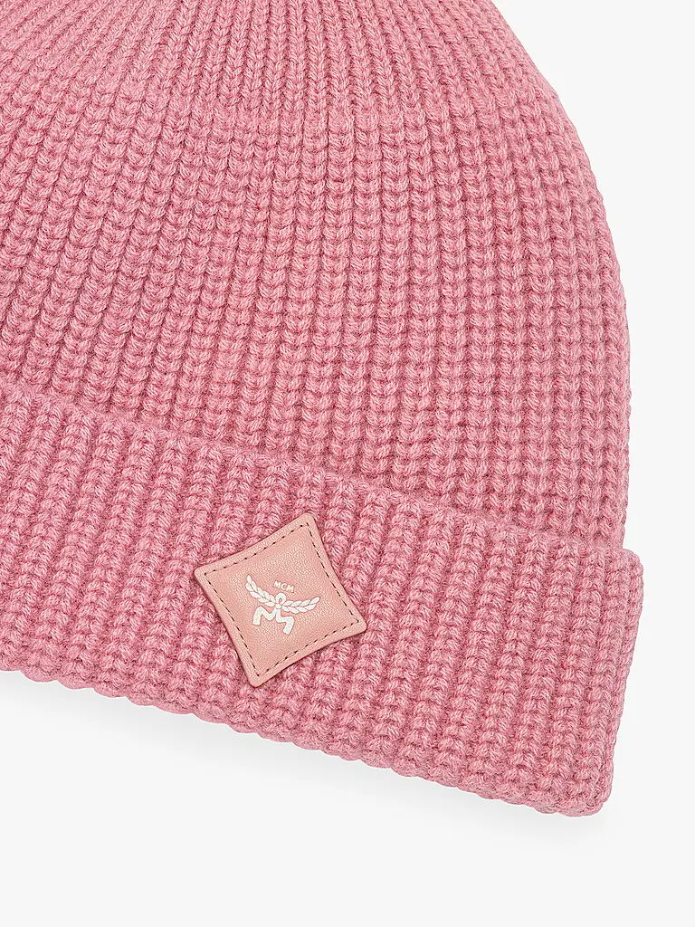 MCM | Nome prodotto: Cappello - Cuffia
Marca: MCM
Colore: rosa
Categorie: Moda,Donna

Materiale: Lana,Maglia
Motivo: Tinta unita
Stile: Trendy
Dettagli: Logo | Rosa