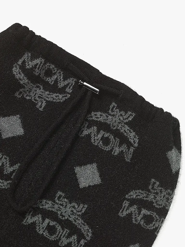 MCM | Nome prodotto: Scaldacollo ad anello
Marca: MCM
Colore: nero
Categorie: Moda, Donna

Materiale: Lana
Motivo: Stampa, Logo
Stile: Trendy | Nero