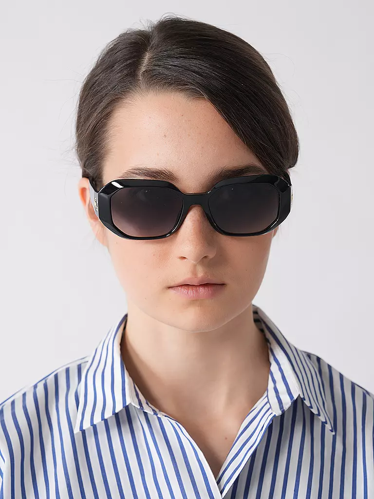 MICHAEL KORS | Occhiali da sole 0MK2240U/54
Marca: MICHAEL KORS
Colore: nero
Categorie: Moda, Donna

Materiale: Plastica | Nero