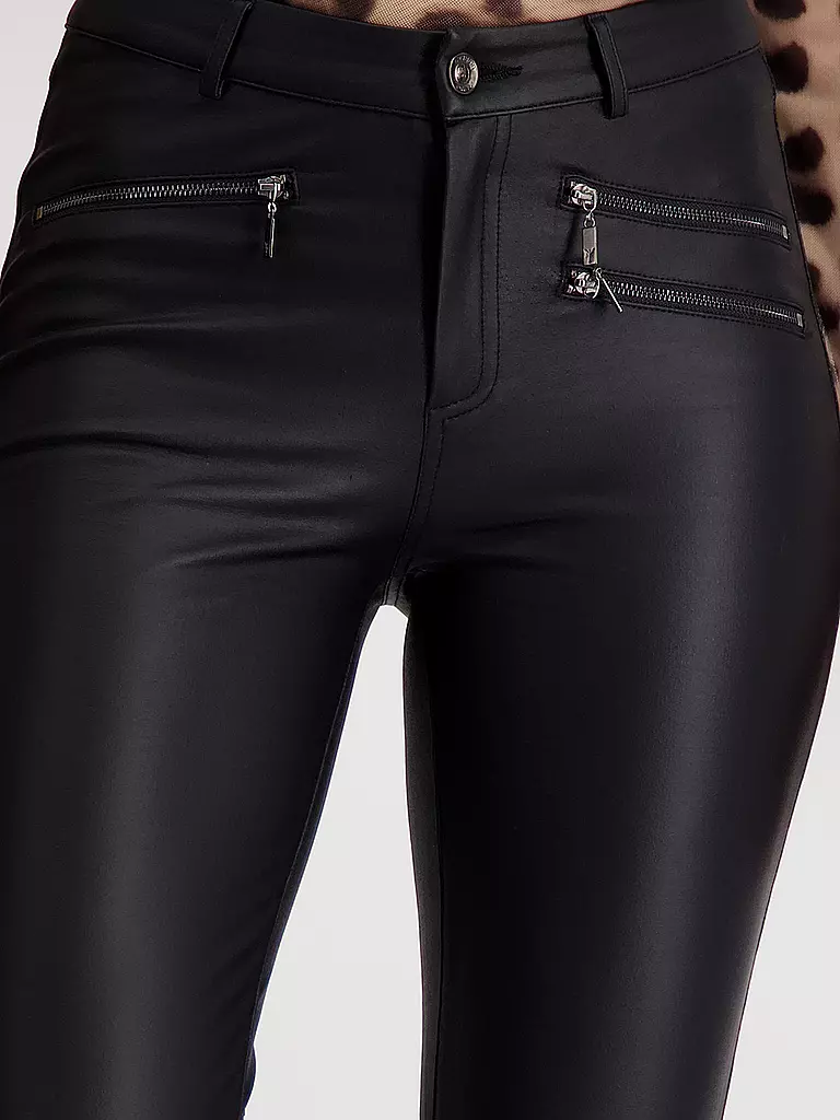 MONARI | Hose in Lederoptik  | Nero