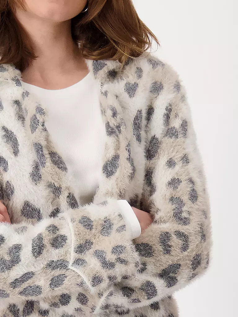 MONARI | Strickmantel

Marca: MONARI
Colore: beige
Categorie: Moda,Donna
Tag: Taglie forti

Lunghezza manica: Manica lunga
Materiale: Maglia
Motivo: All-over,Animalier
Vestibilità (capispalla): Regular,Lungo
Stile: Glamour | Beige