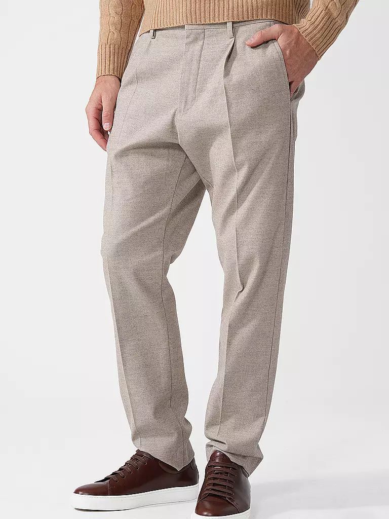NN.07 | Chino BILL 1067 | Beige