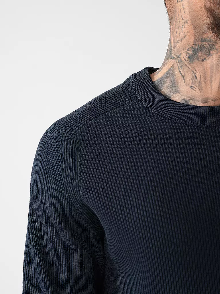 NN.07 | Pullover KEVIN |