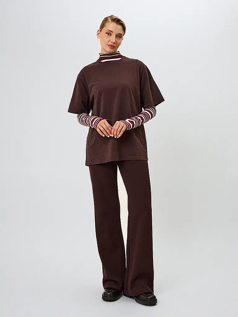 OH APRIL | Nome prodotto: T-Shirt GOOD KARMA | Marrone