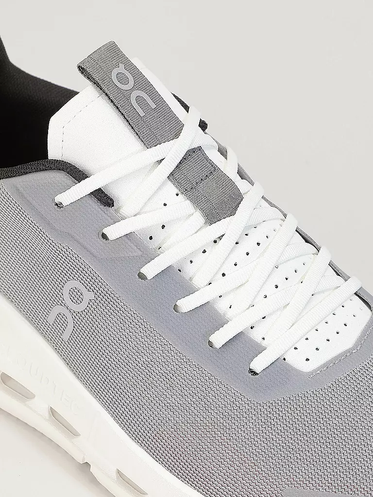 ON | Sneaker CLOUDNOVA FORM 2 | Grigio