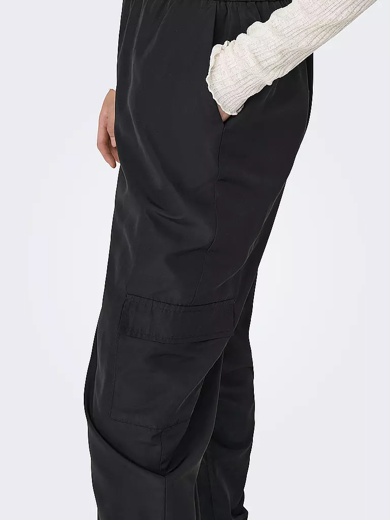 ONLY | Pantaloni cargo ONLFADUMA | Nero