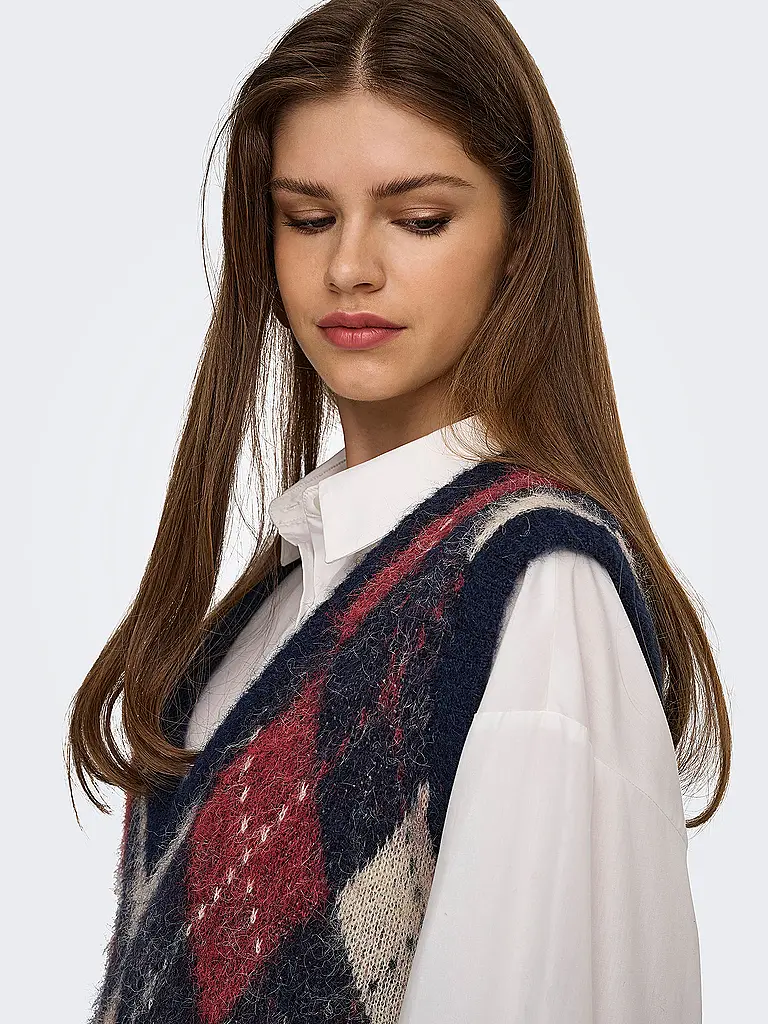 ONLY | Pullunder ONLNOEME
Marke: ONLY
Farbe: bunt
Kategorien: Mode,Damen
Tags: Fashion Tipp

Ärmellänge: ohne Arm
Ausschnitt: V-Ausschnitt
Material: Polyester / Polyamid,Polyacryl / Acryl,Wolle,Nylon
Musterung: Allover
Passform (Oberbekleidung): Regular
Stil: | 