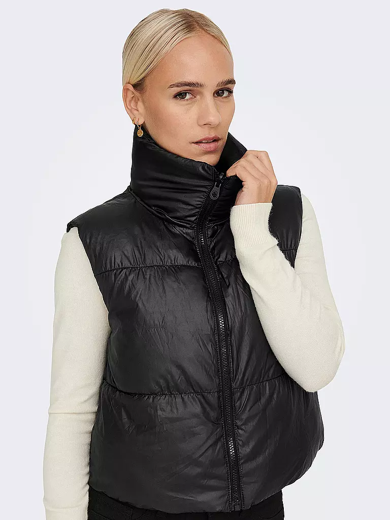 ONLY | Wendesteppgilet Cropped Fit ONLRICKY  | Nero