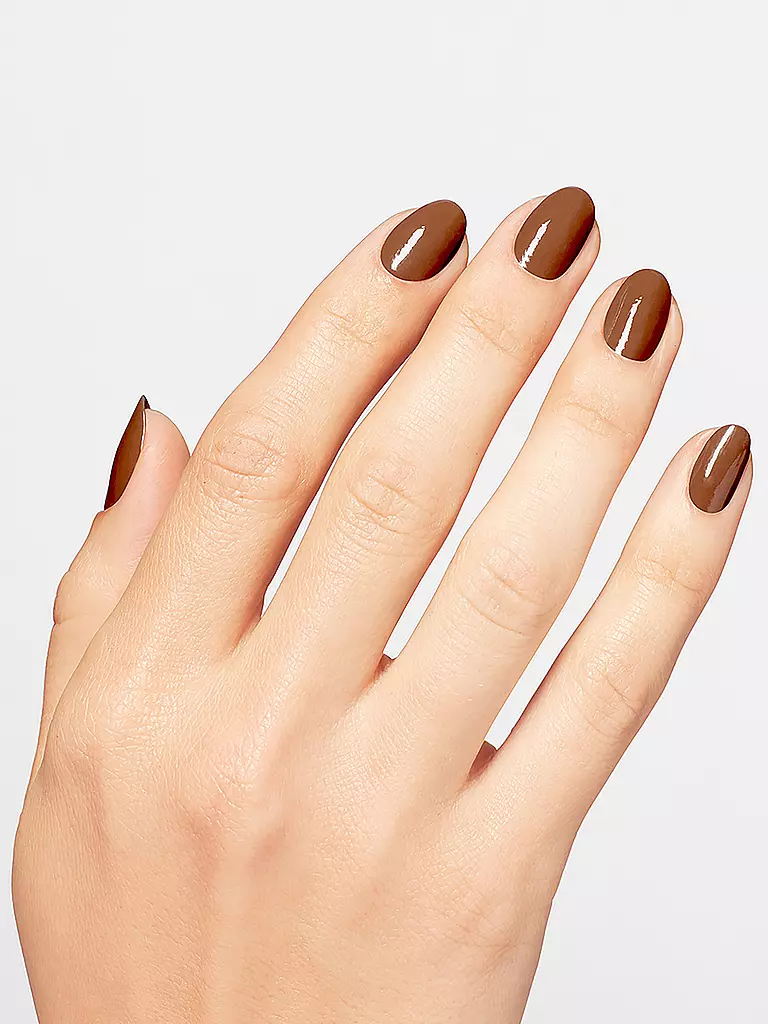 OPI | Smalto per unghie (24 Material Gowrl) 15ml | 