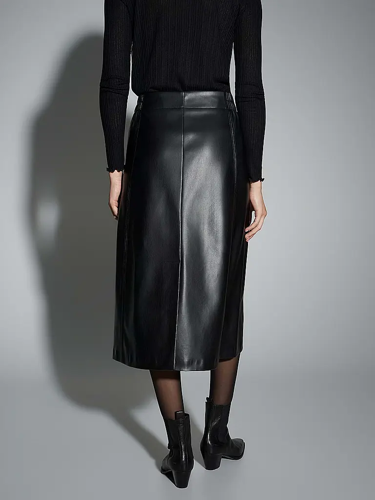 OPUS | Gonna in similpelle ROGA | Nero