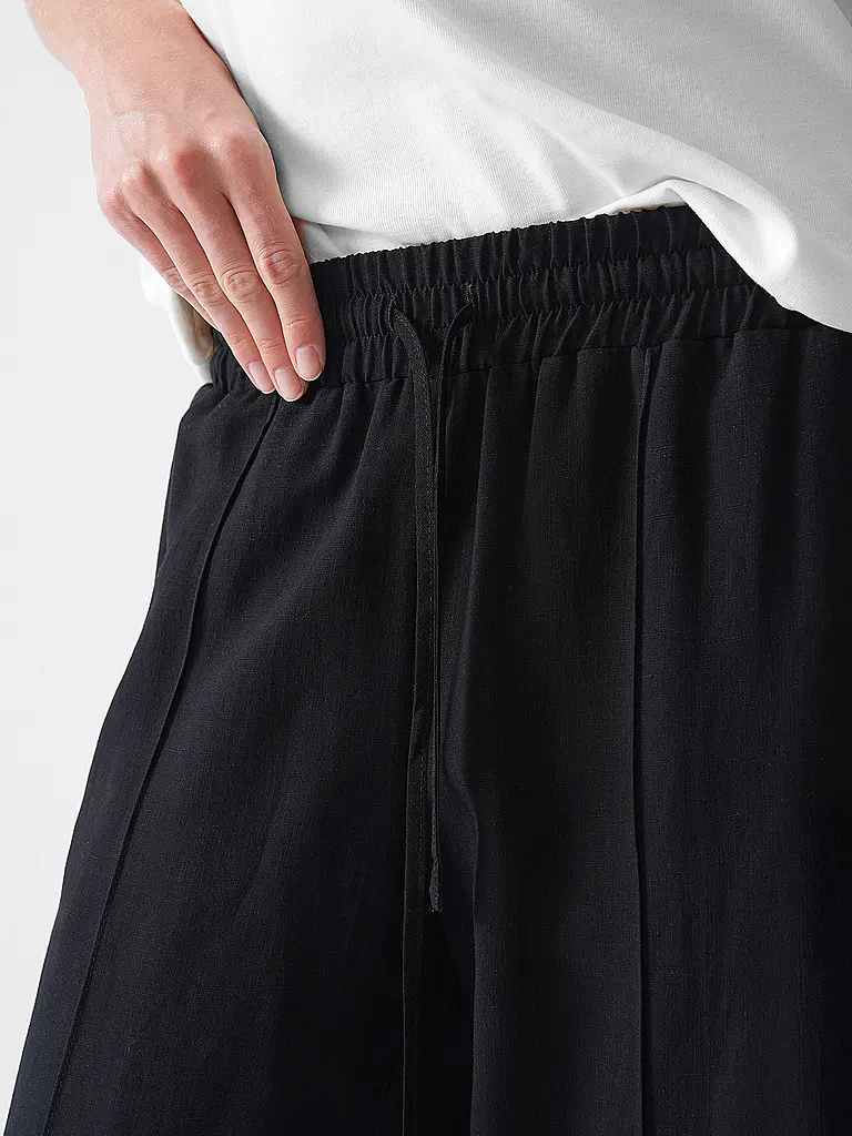 OPUS | Hose MALOTTA NATURAL | Nero