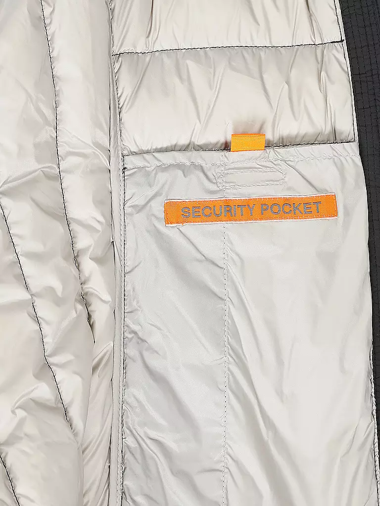 PARAJUMPERS | Daunenleichtsteppjacke GEENA | Nero