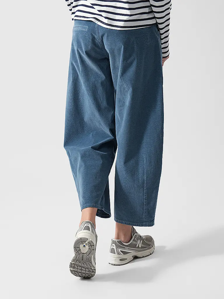 PNTS | Pantaloni business 05_THE O SHAPE | 