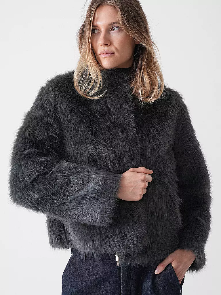 PRIDE TO BE | Giacca in pelliccia sintetica DANJA |