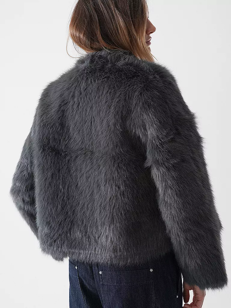 PRIDE TO BE | Giacca in pelliccia sintetica DANJA |