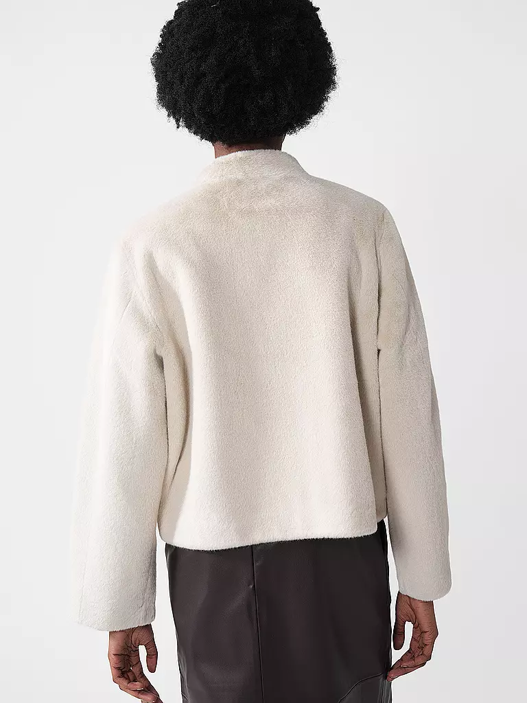 PRIDE TO BE | Jacke in Felloptik DANJA | Crema